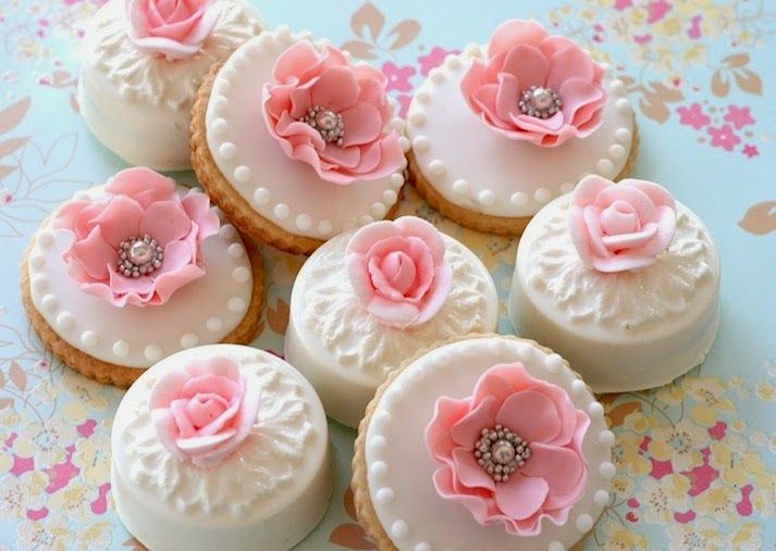 Receta - Cómo decorar galletas con Royal Icing o Glasa Receta - Cómo decorar galletas con Royal Icing o Glasa