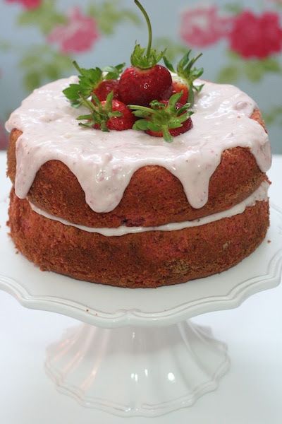 Receta-de-Bizcocho-de-fresas-(naked-or-rustic-cake)